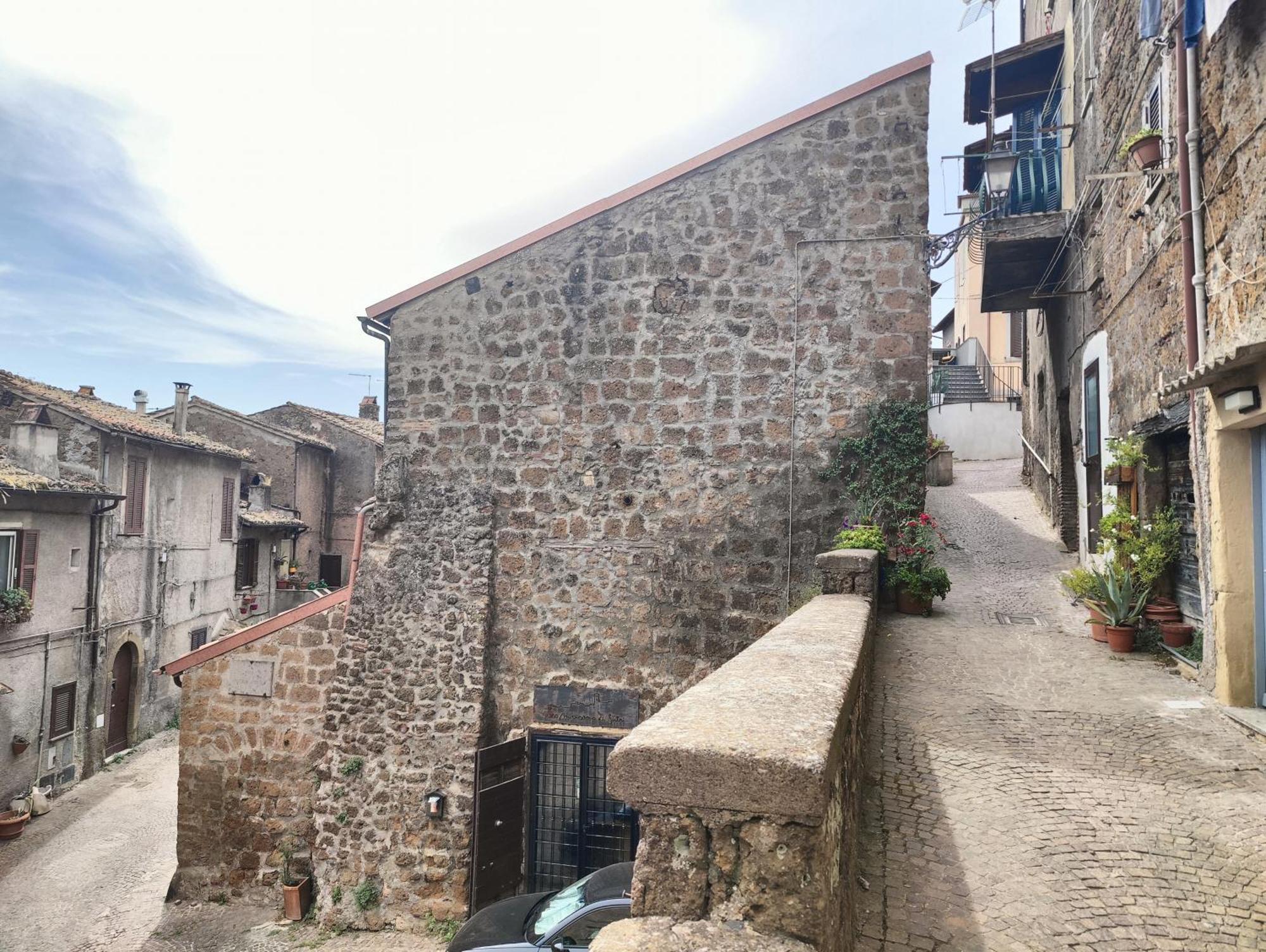 Maestosa Roccaforte Dei Principi, 3 Piani Tutti Per Voi! Сутри Экстерьер фото