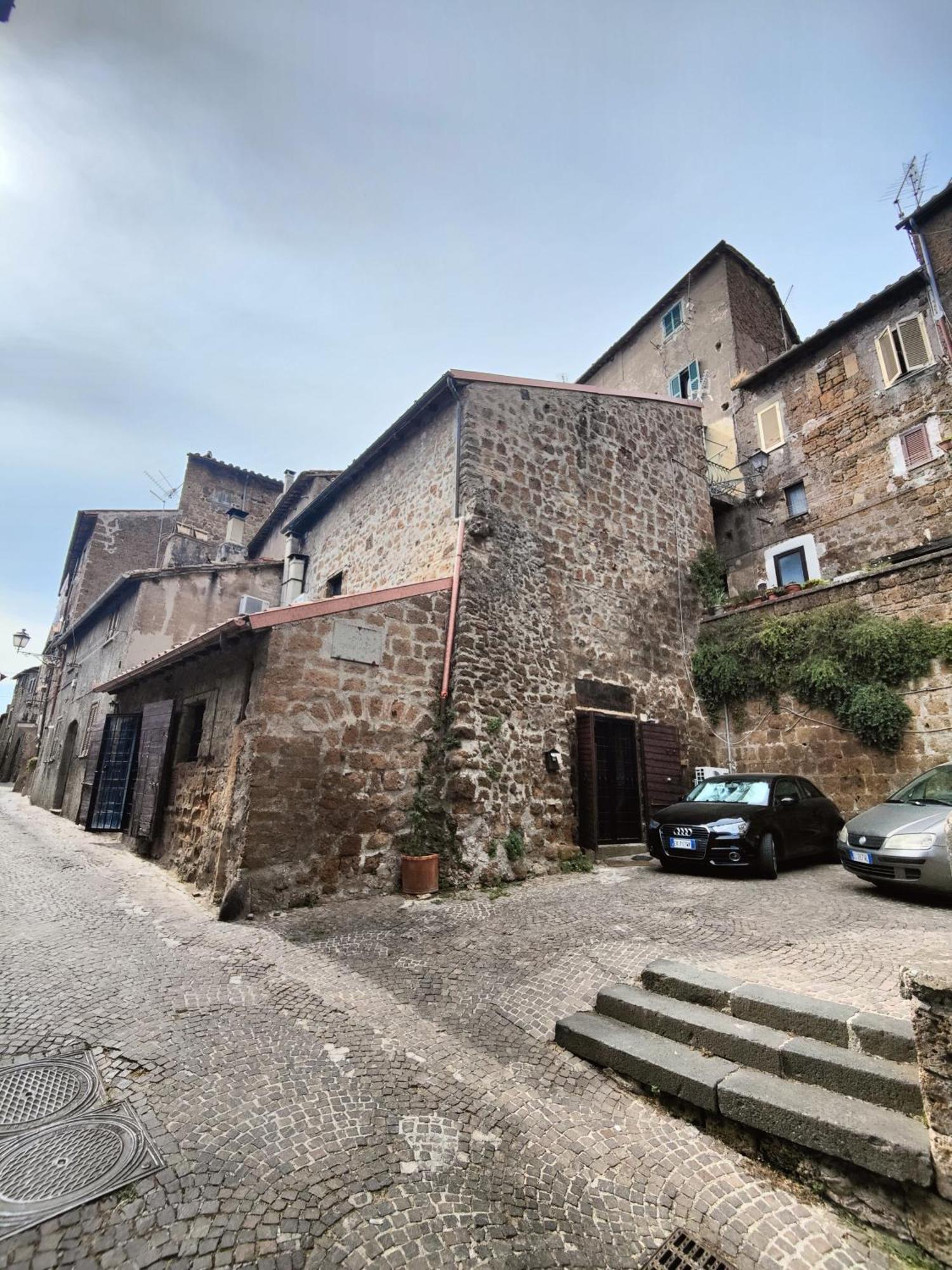 Maestosa Roccaforte Dei Principi, 3 Piani Tutti Per Voi! Сутри Экстерьер фото