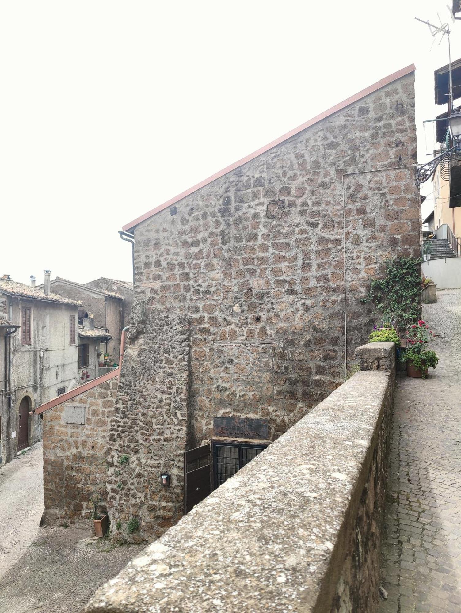 Maestosa Roccaforte Dei Principi, 3 Piani Tutti Per Voi! Сутри Экстерьер фото