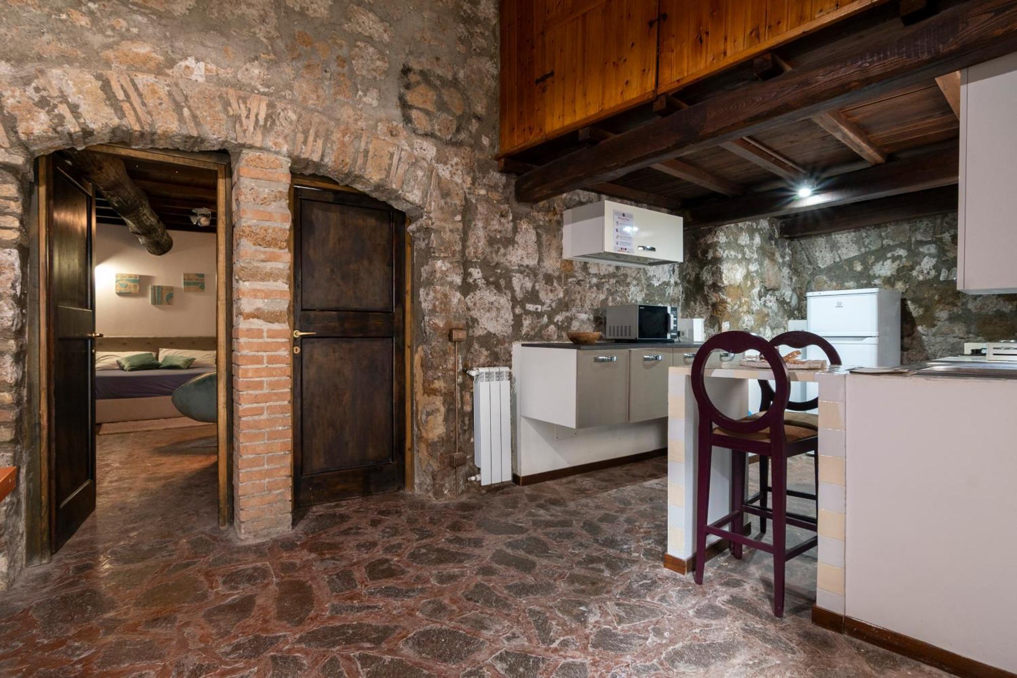 Maestosa Roccaforte Dei Principi, 3 Piani Tutti Per Voi! Сутри Экстерьер фото